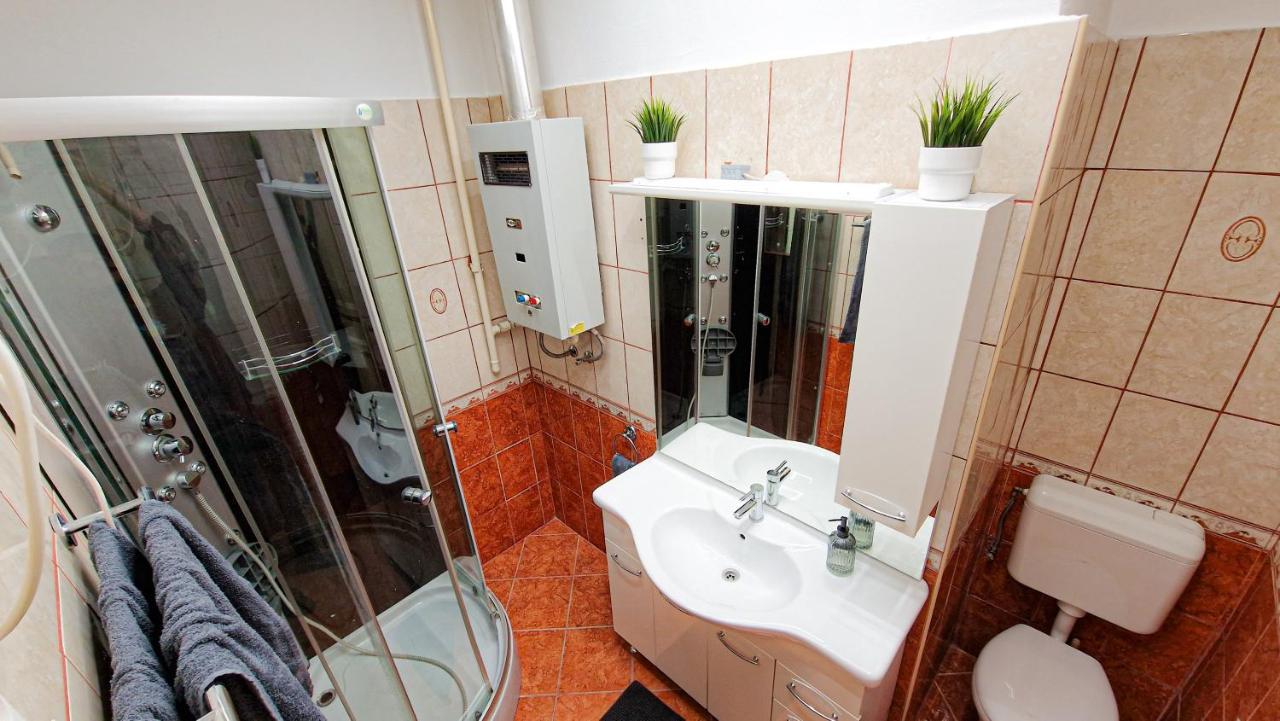 Pearl Apartman Apartamento Győr Exterior foto